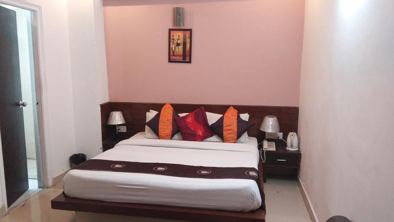 Airport Hotel Port View New Delhi Bilik gambar