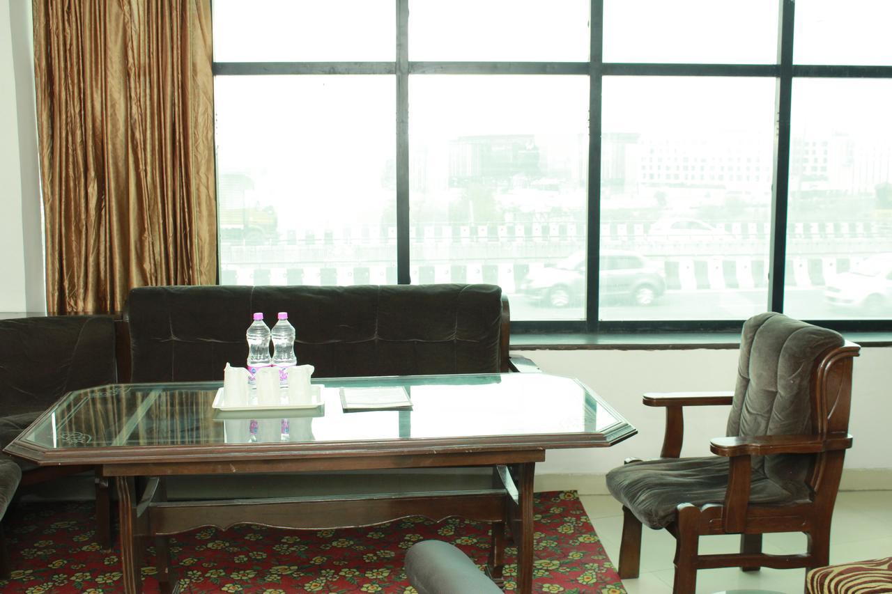 Airport Hotel Port View New Delhi Bilik gambar